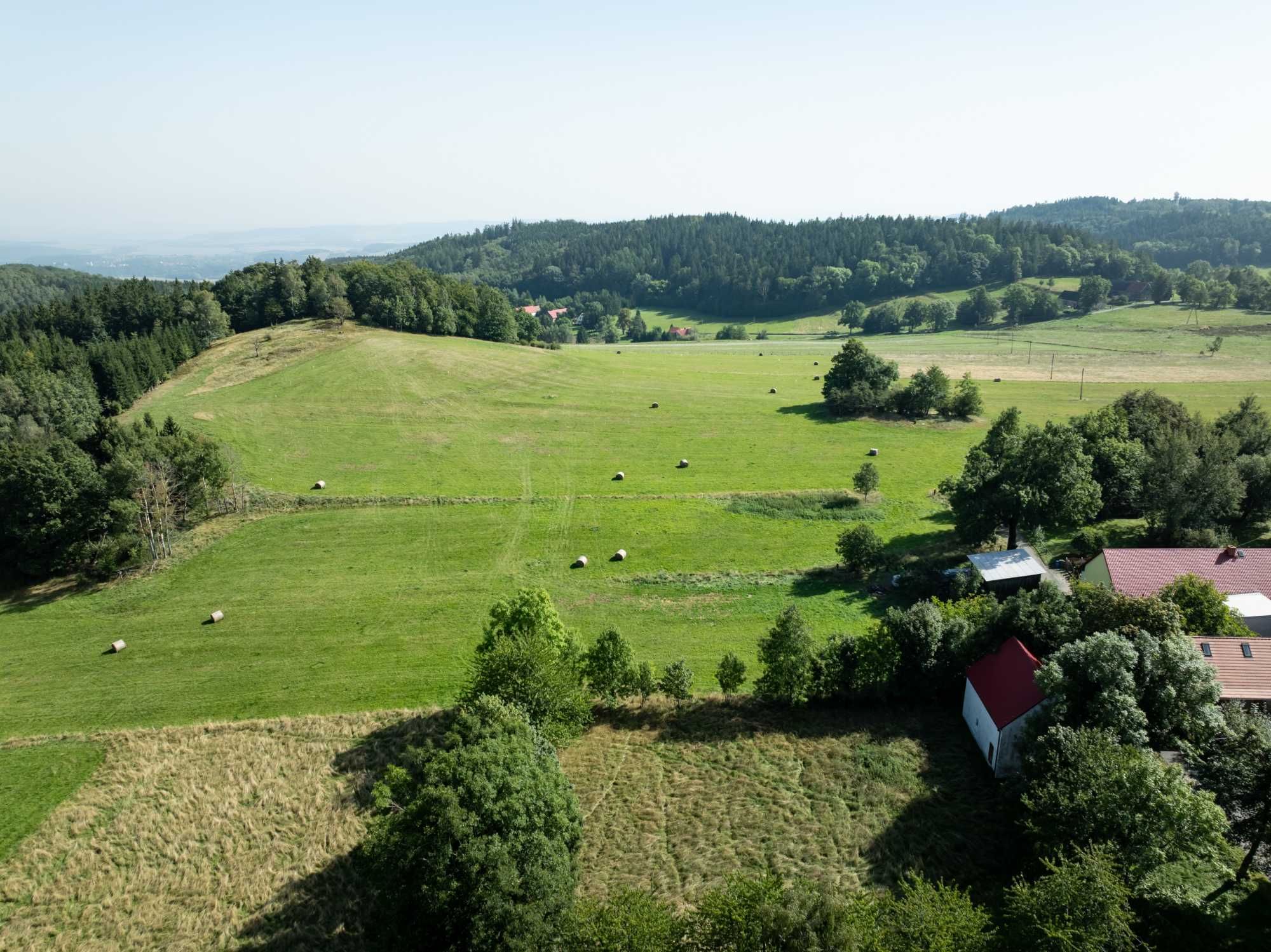 piekna-dzialka-w-gorach-z-mediami-35-km-od-karpacza