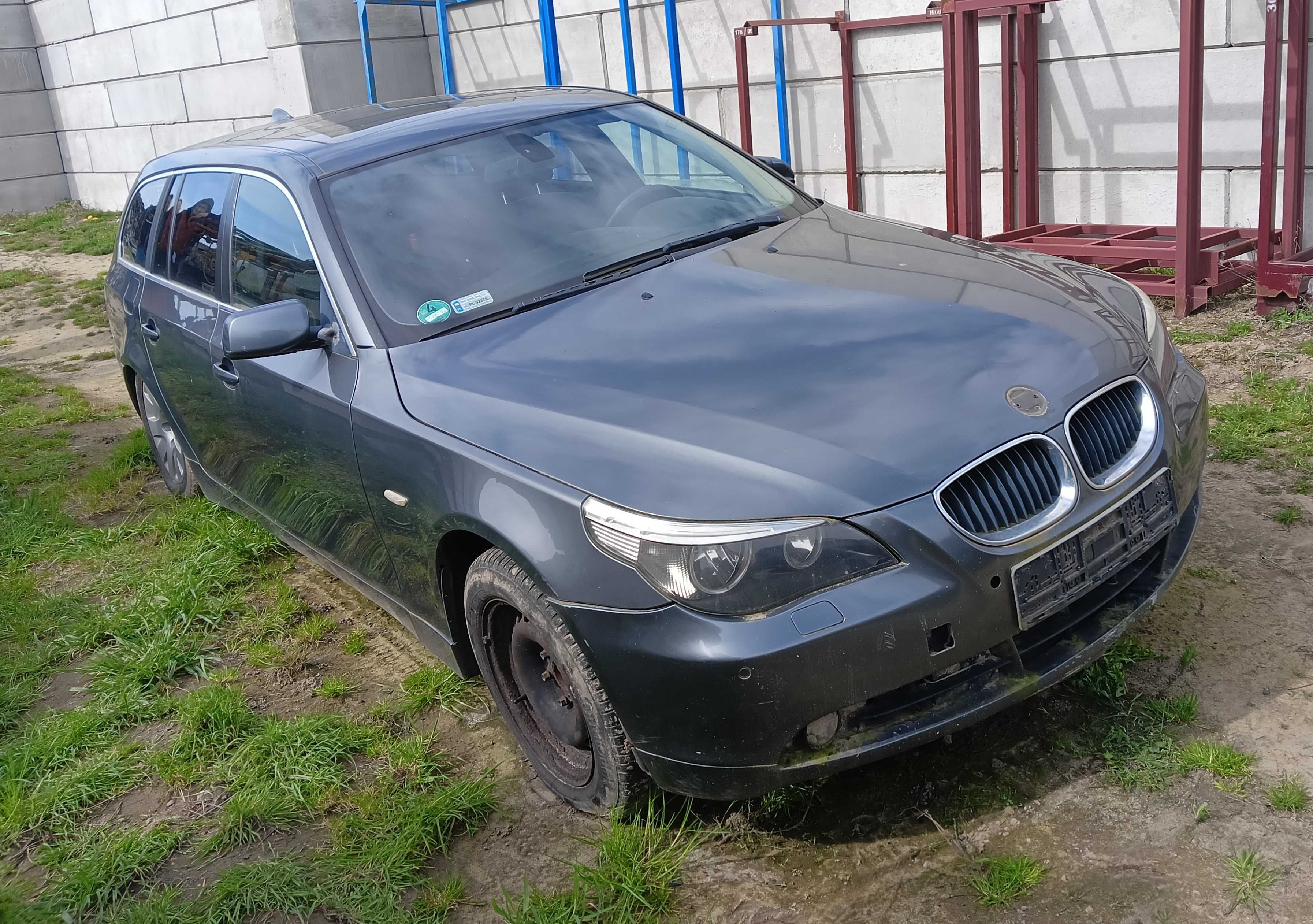 bmw-serii-5-e60-e61-czesci-drzwi-maska-blotnik-klapa-lampa