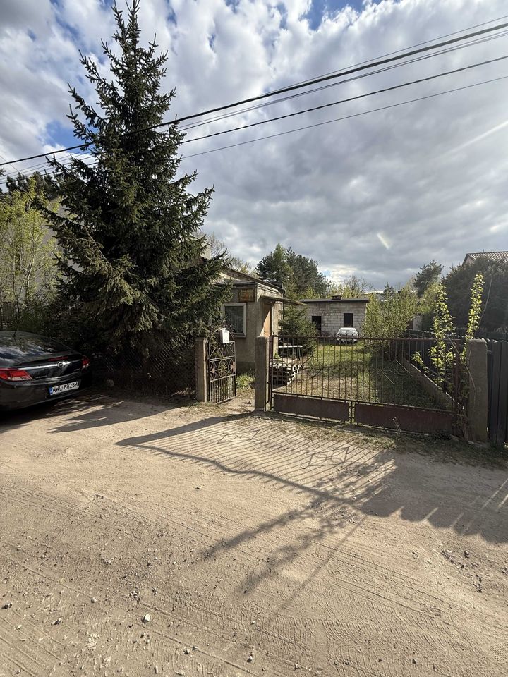 Sprzedam dom 58m2 na działce 521 m2 na początku Marek